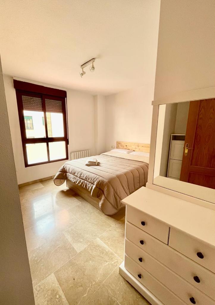 Apartamento, Piscina Y Parking Granada Tico Medina Exteriör bild